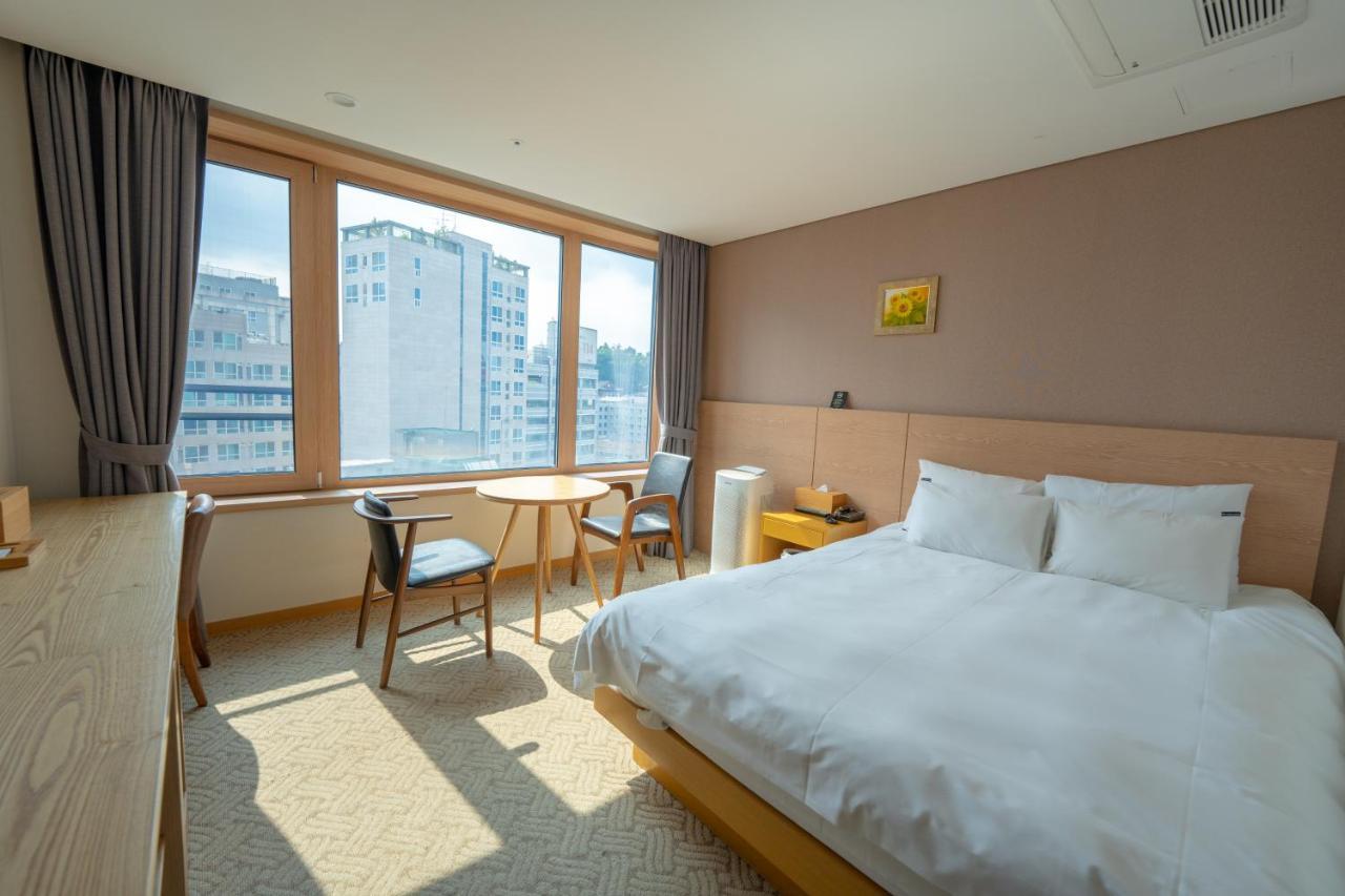 Jongno Hotel Lumia Сеул Екстериор снимка