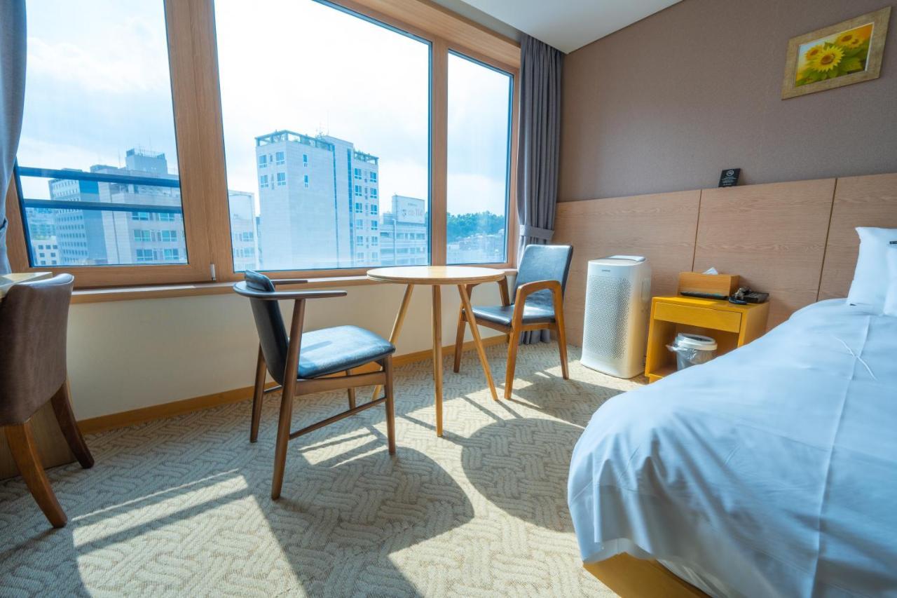 Jongno Hotel Lumia Сеул Екстериор снимка